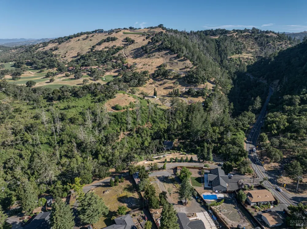 5734 Mark West Lane Santa Rosa, CA 95404