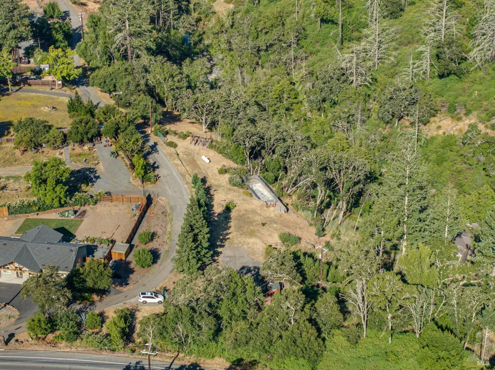5734 Mark West Lane Santa Rosa, CA 95404