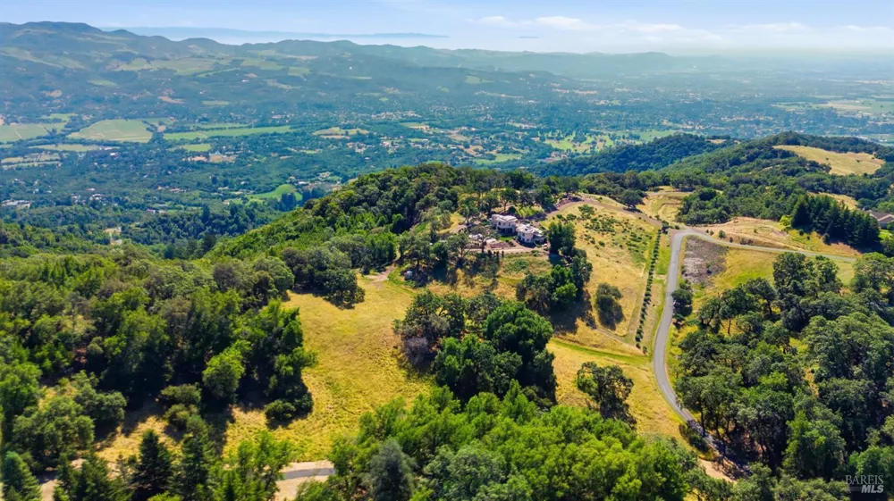 6080 Grove Street Sonoma, CA 95476