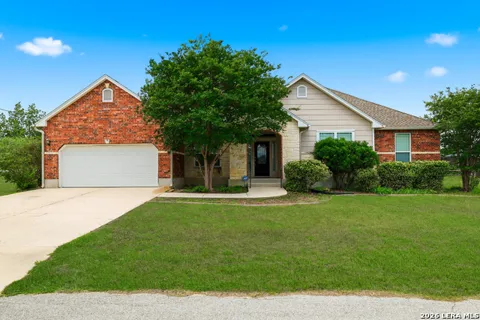 232 EDGEWOOD CIR