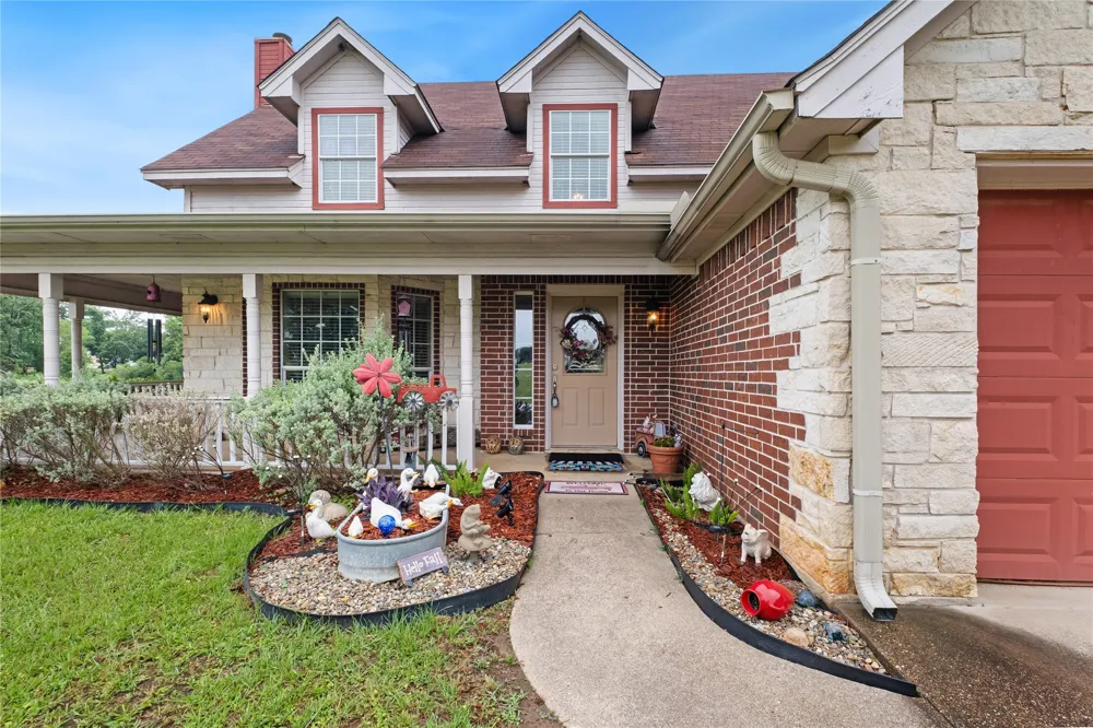 786 Vz County Road 1803 Grand Saline, TX 75140