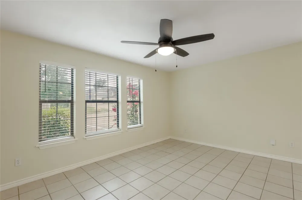 101 Yegua Circle Huntsville, TX 77340