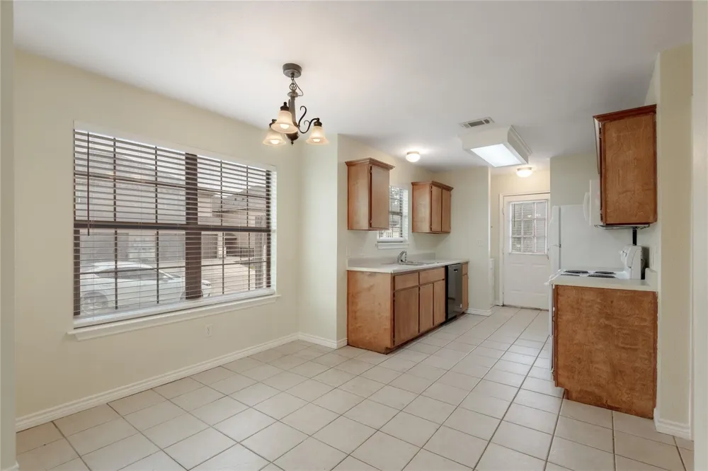 101 Yegua Circle Huntsville, TX 77340