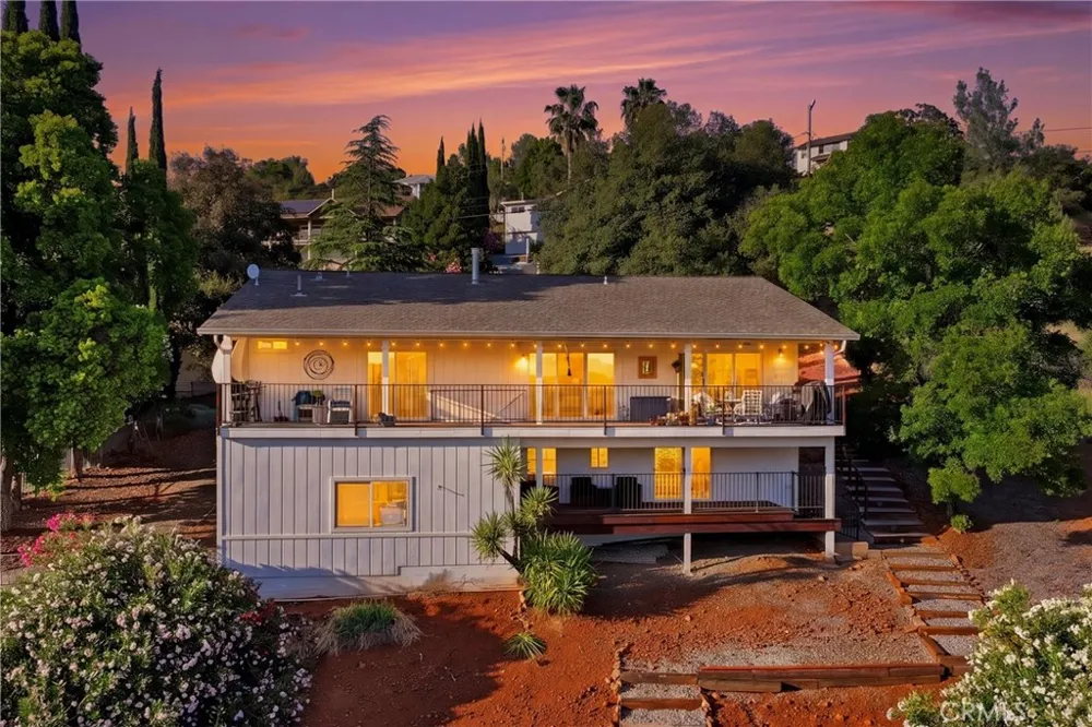 17432 Greenridge Hidden Valley Lake, CA 95467
