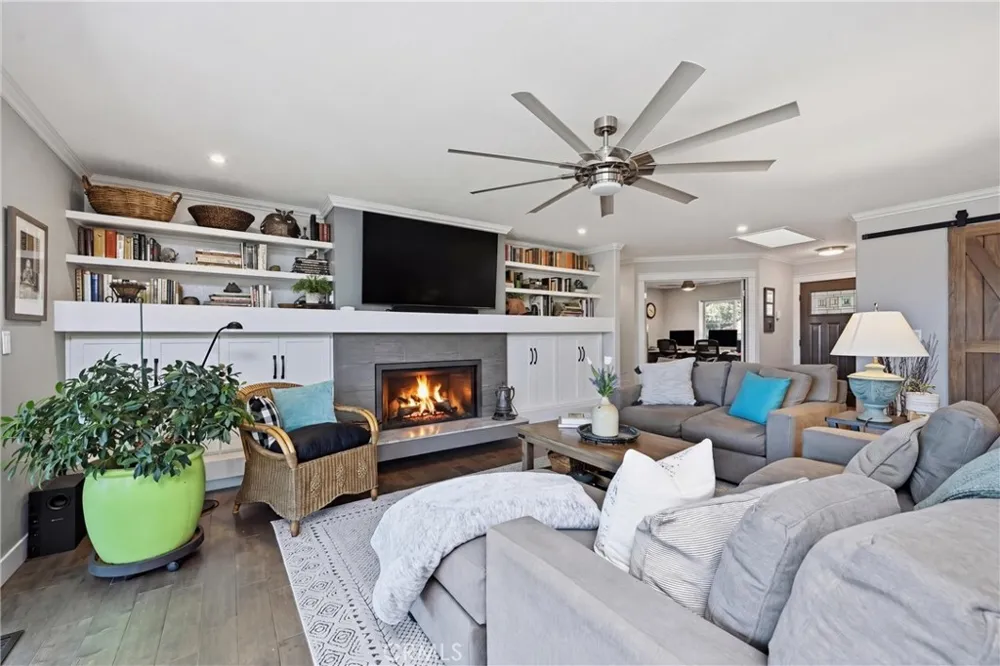 17432 Greenridge Hidden Valley Lake, CA 95467