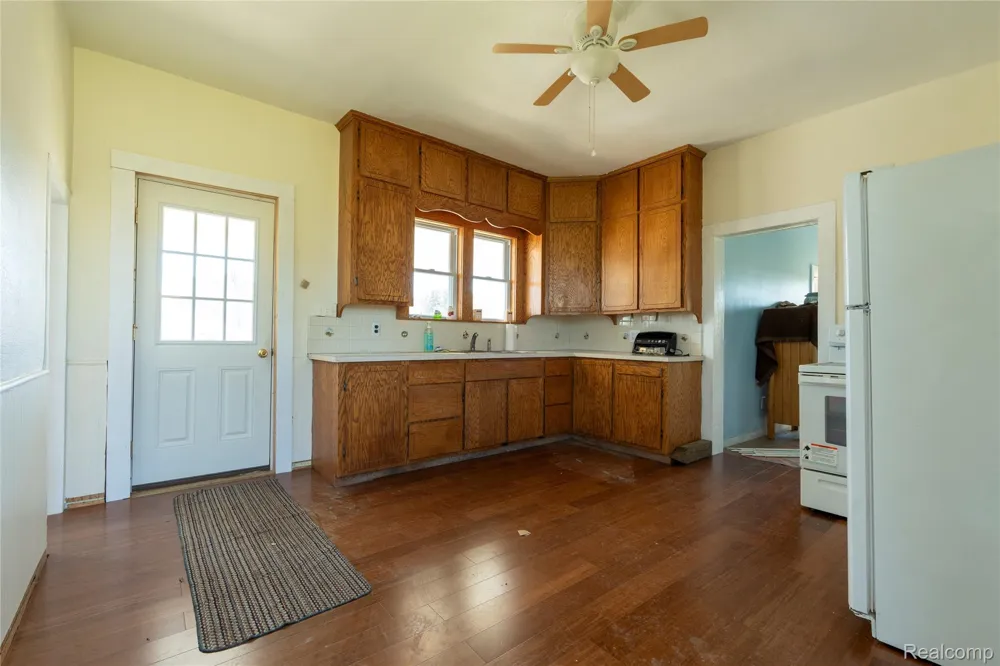 850 M-55 Tawas Township, MI 48763