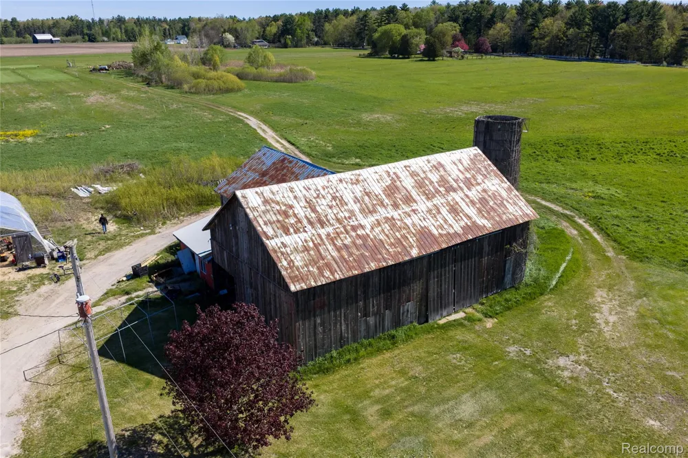 850 M-55 Tawas Township, MI 48763