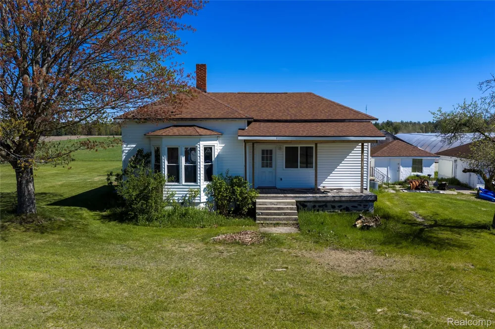850 M-55 Tawas Township, MI 48763
