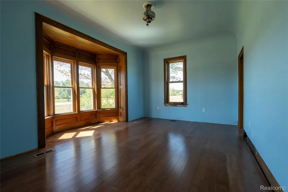 850 M-55 Tawas Township, MI 48763