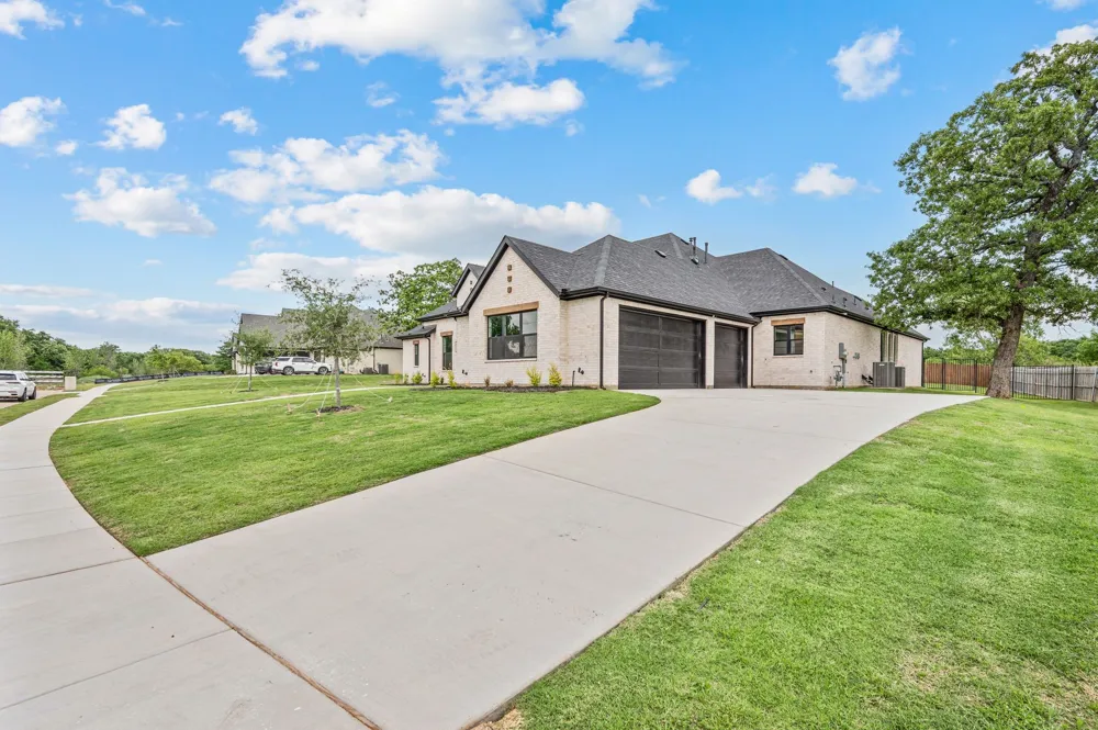 116 Oak Grove Lane Boyd, TX 76023