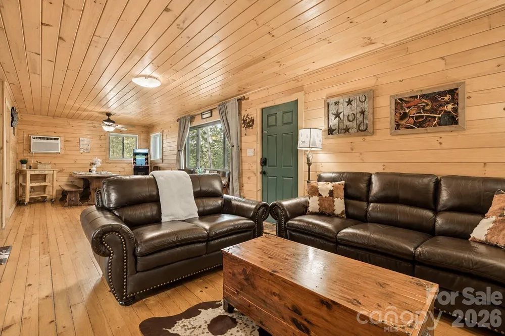 319 Blue Ridge Parkway #53 Bryson City, NC 28713