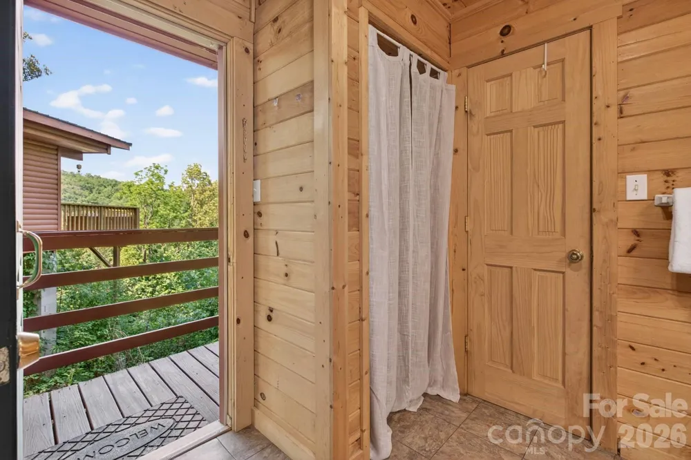 319 Blue Ridge Parkway #53 Bryson City, NC 28713