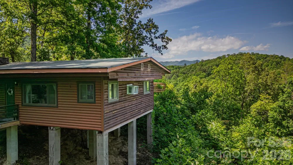 319 Blue Ridge Parkway #53 Bryson City, NC 28713