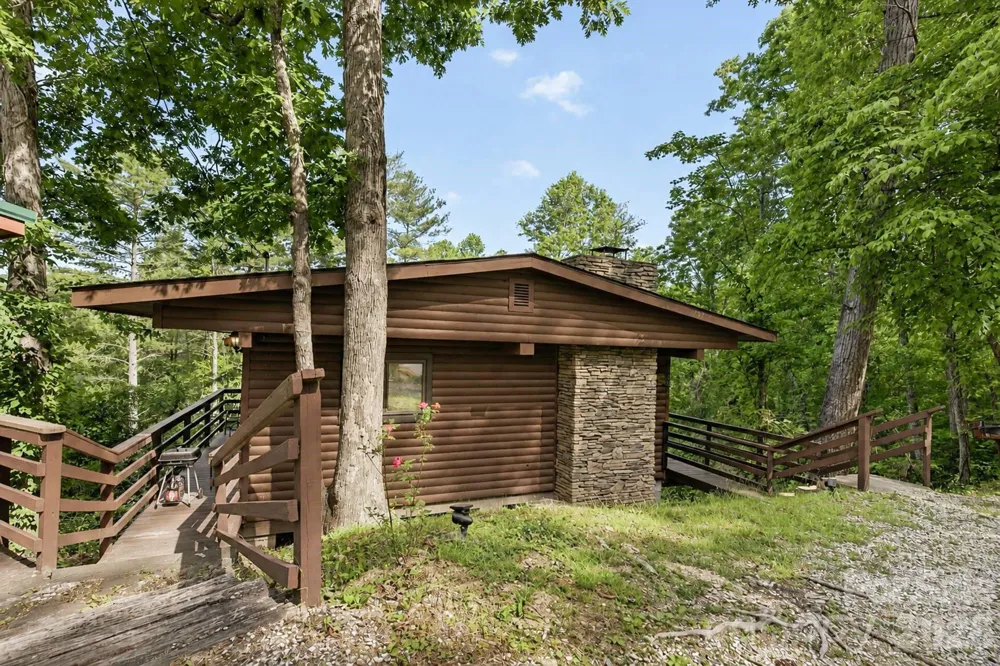 319 Blue Ridge Parkway #53 Bryson City, NC 28713