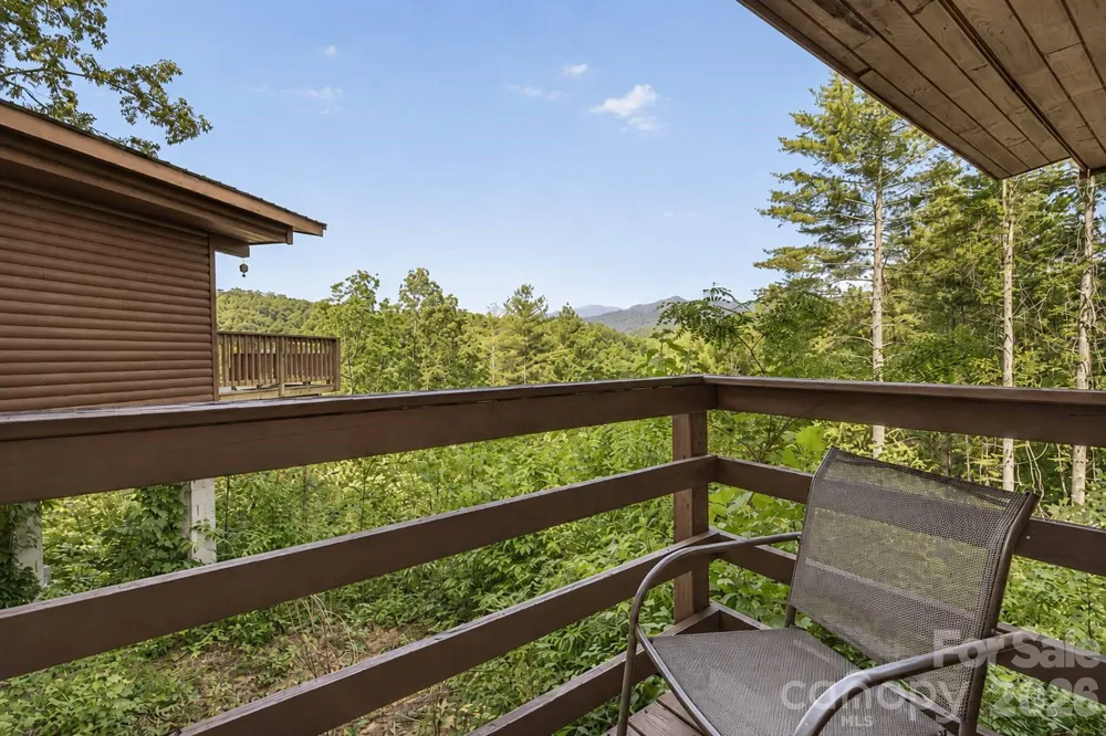 319 Blue Ridge Parkway #53 Bryson City, NC 28713