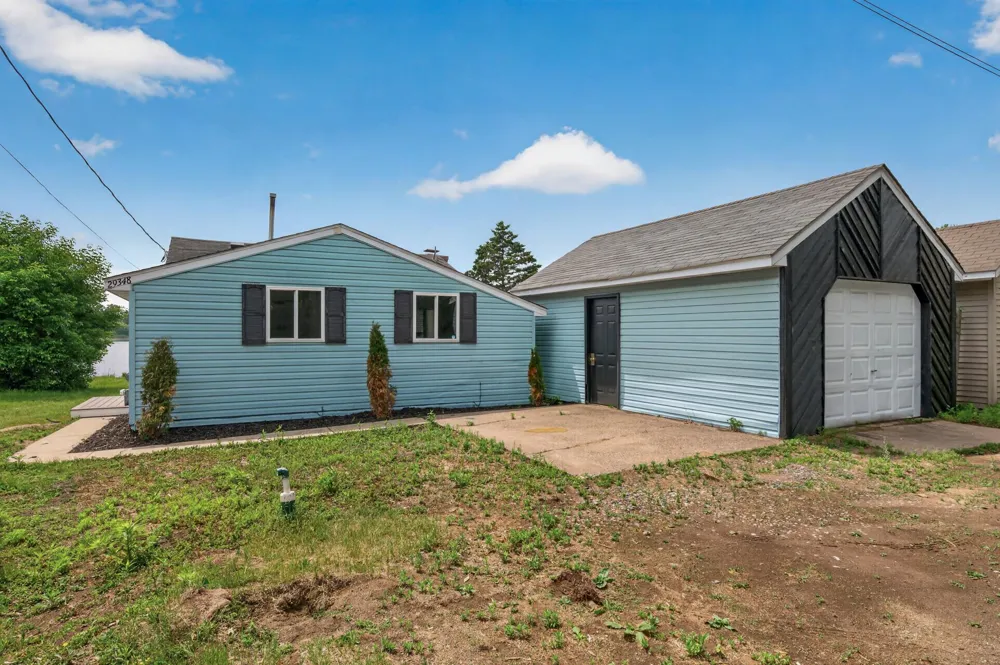 29348 Francis Lake Drive NW Isanti, MN 55040