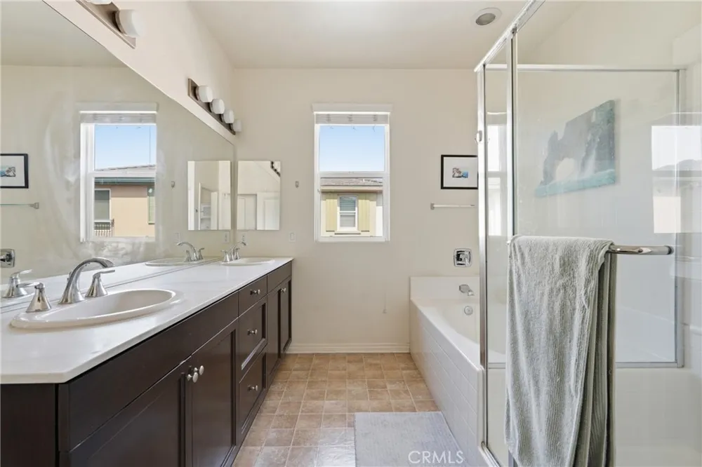 12001 Jackson Square Court Hawthorne, CA 90250