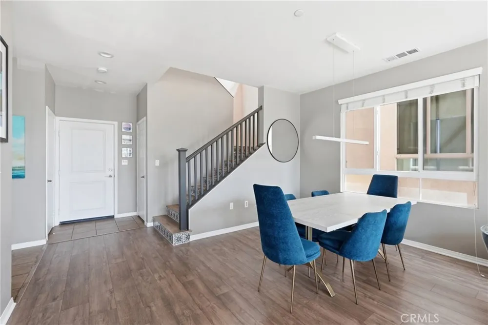 12001 Jackson Square Court Hawthorne, CA 90250