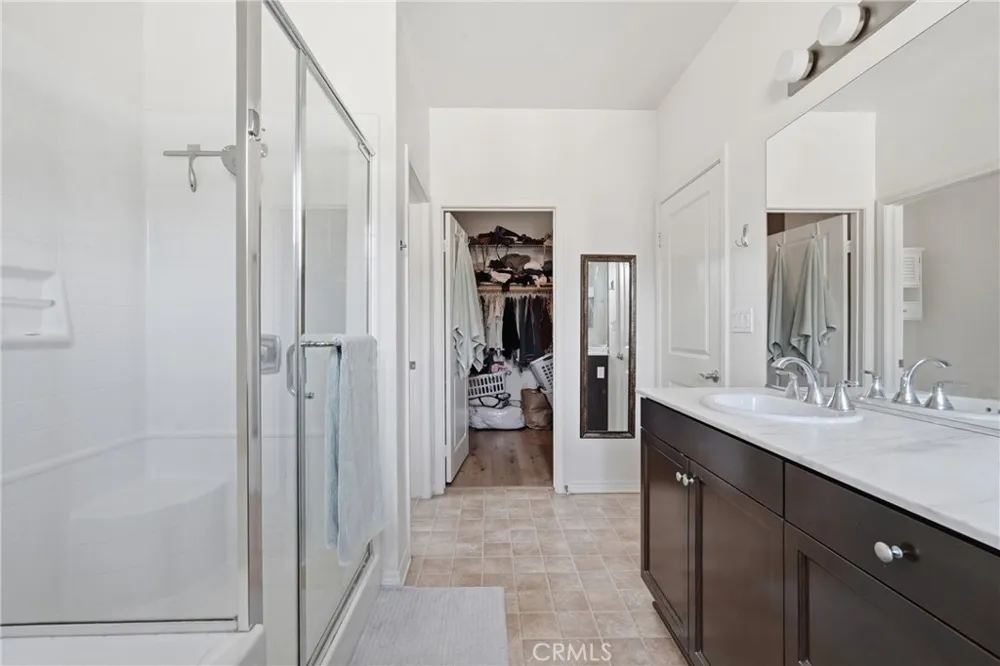 12001 Jackson Square Court Hawthorne, CA 90250
