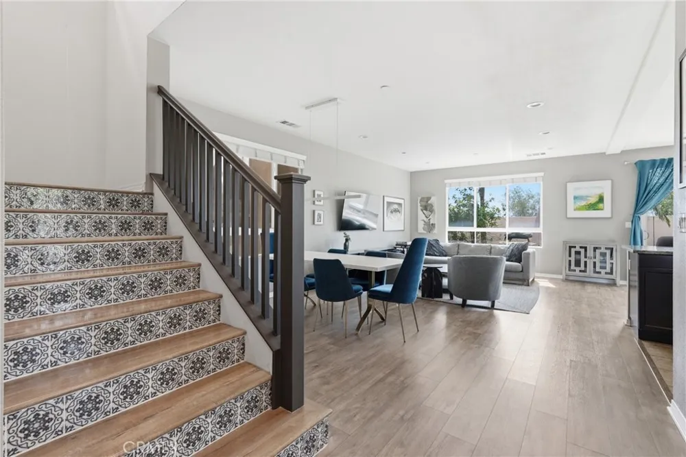 12001 Jackson Square Court Hawthorne, CA 90250
