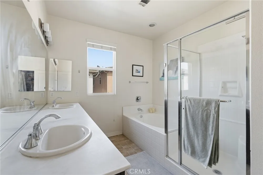 12001 Jackson Square Court Hawthorne, CA 90250