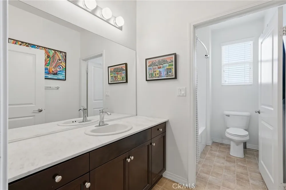 12001 Jackson Square Court Hawthorne, CA 90250