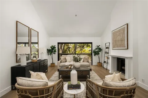 9 Canyon Island Drive