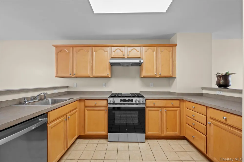 19 Putters Way #9 Middletown, NY 10940