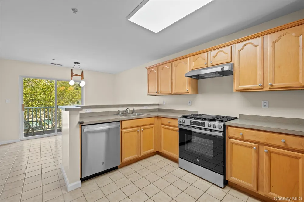 19 Putters Way #9 Middletown, NY 10940