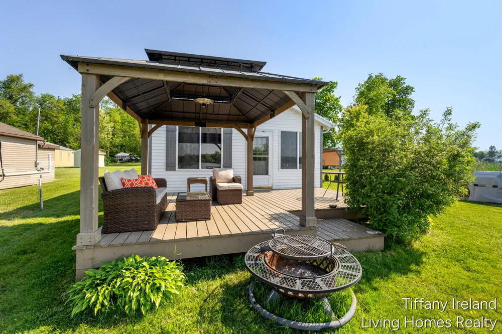 1996 Shore Drive Orleans Township, MI 48865