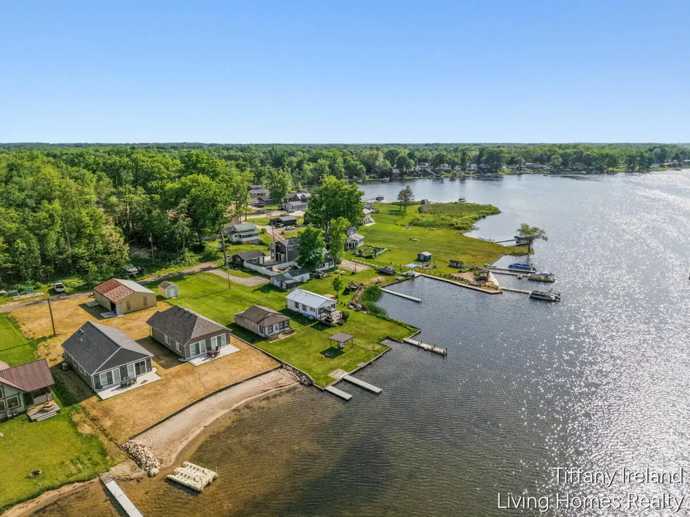 1996 Shore Drive Orleans Township, MI 48865