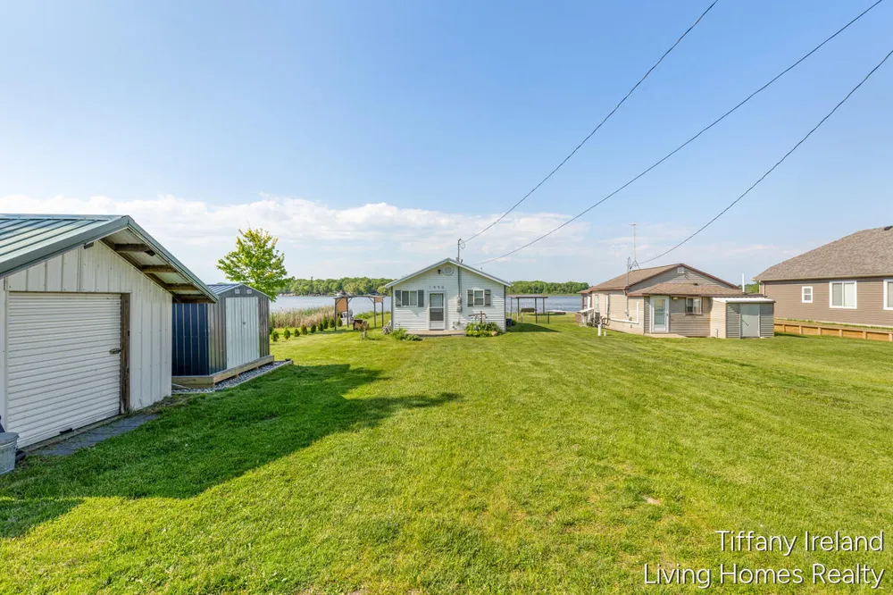 1996 Shore Drive Orleans Township, MI 48865