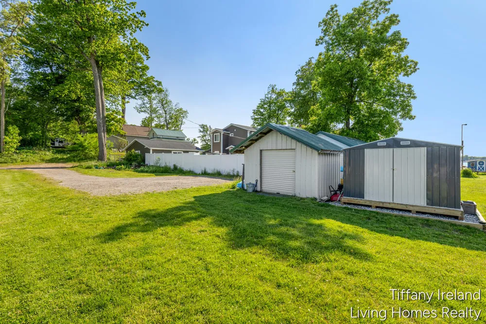 1996 Shore Drive Orleans Township, MI 48865