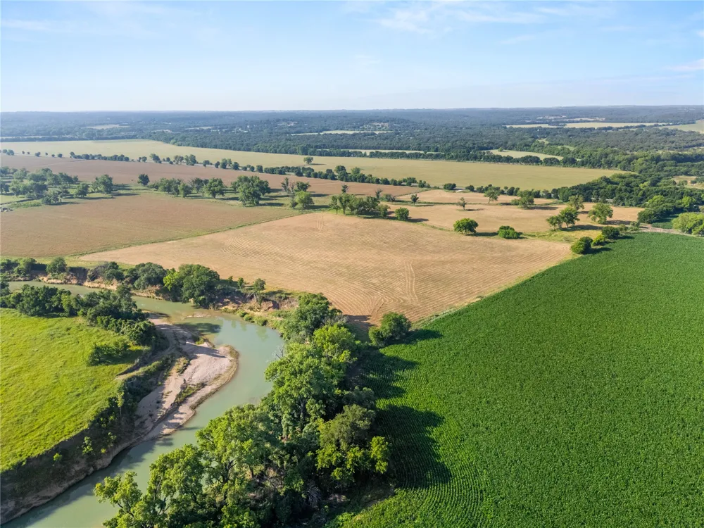 32 Hwy 6 Valley Mills, TX 76689