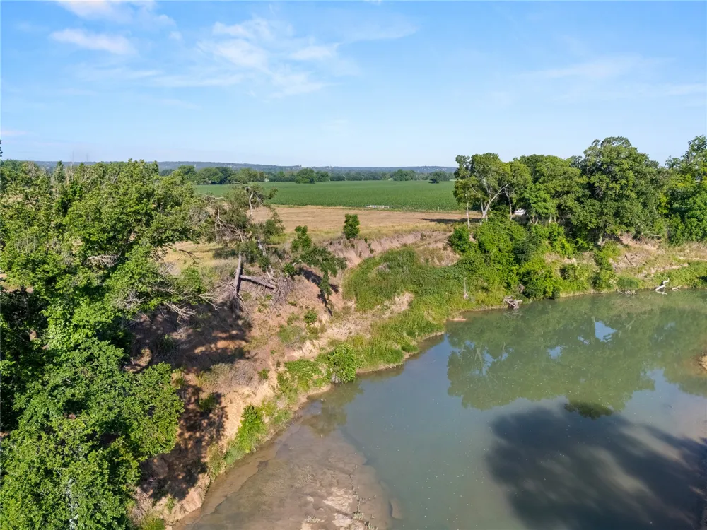 32 Hwy 6 Valley Mills, TX 76689