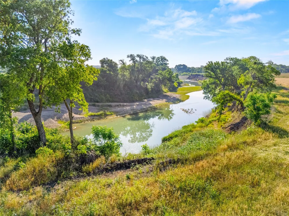 32 Hwy 6 Valley Mills, TX 76689