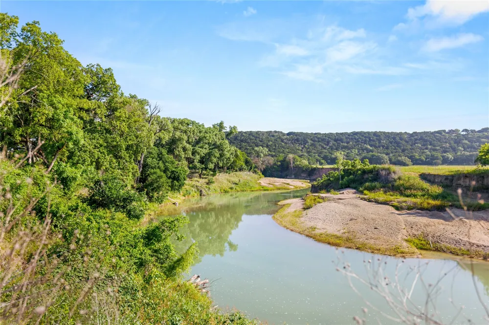 32 Hwy 6 Valley Mills, TX 76689