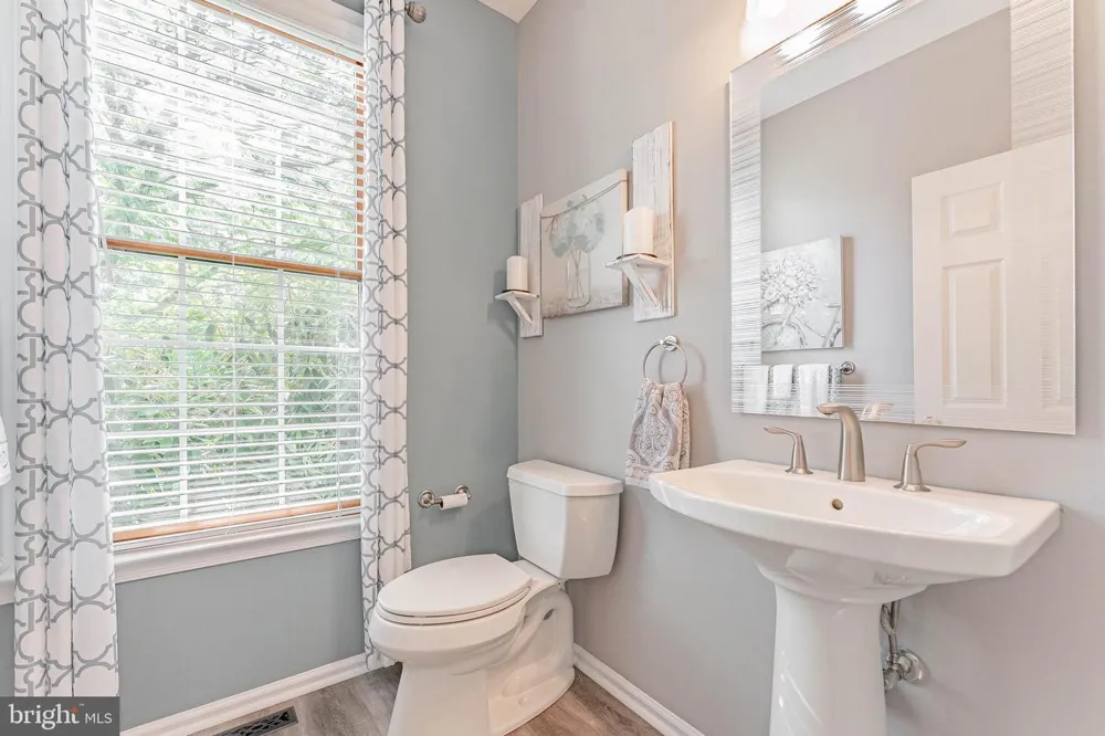 168 WALNUT RUN ROAD Landenberg, PA 19350