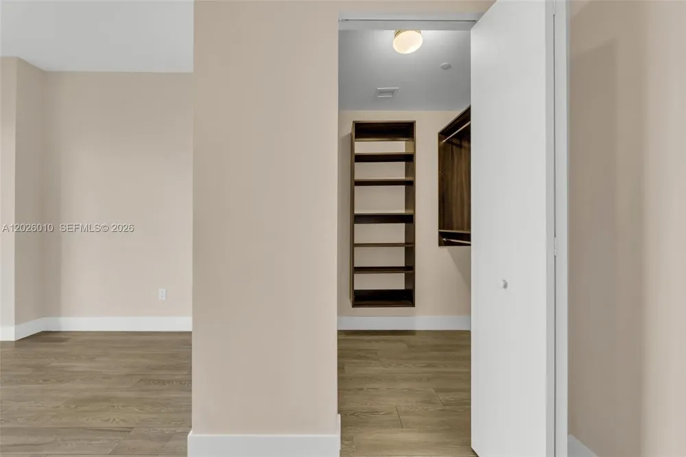 2960 NE 207th St #1108 Aventura, FL 33180