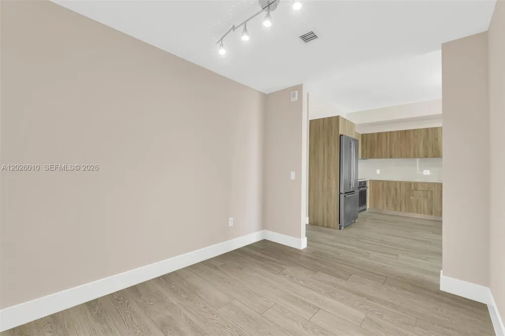 2960 NE 207th St #1108 Aventura, FL 33180