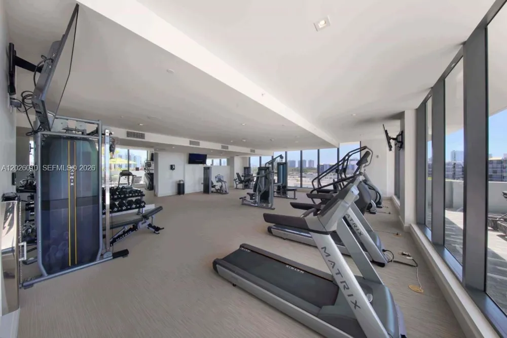2960 NE 207th St #1108 Aventura, FL 33180