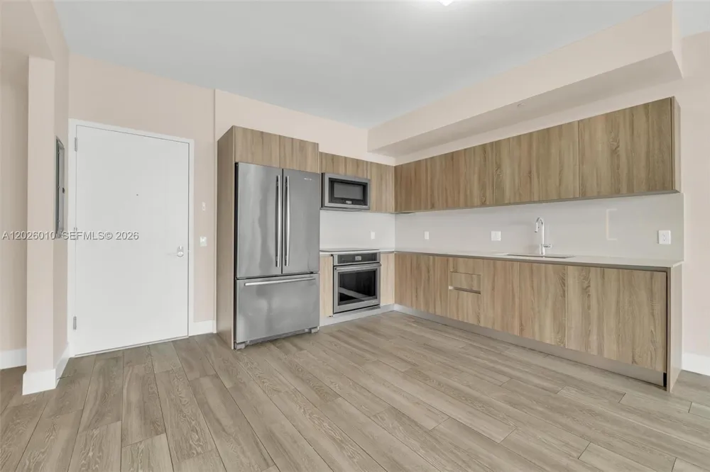 2960 NE 207th St #1108 Aventura, FL 33180