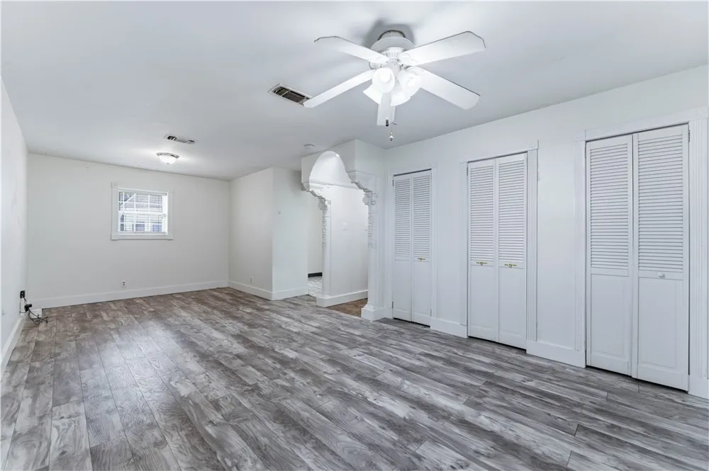 1221 Encino Drive Pleasanton, TX 78064