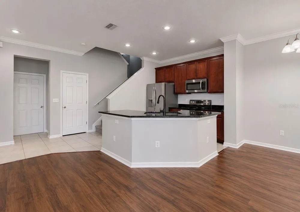 7539 TAMARIND AVENUE Tampa, FL 33625