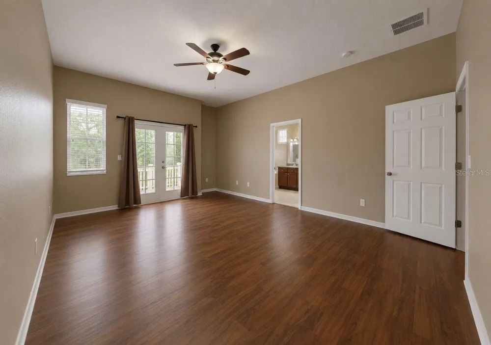 7539 TAMARIND AVENUE Tampa, FL 33625
