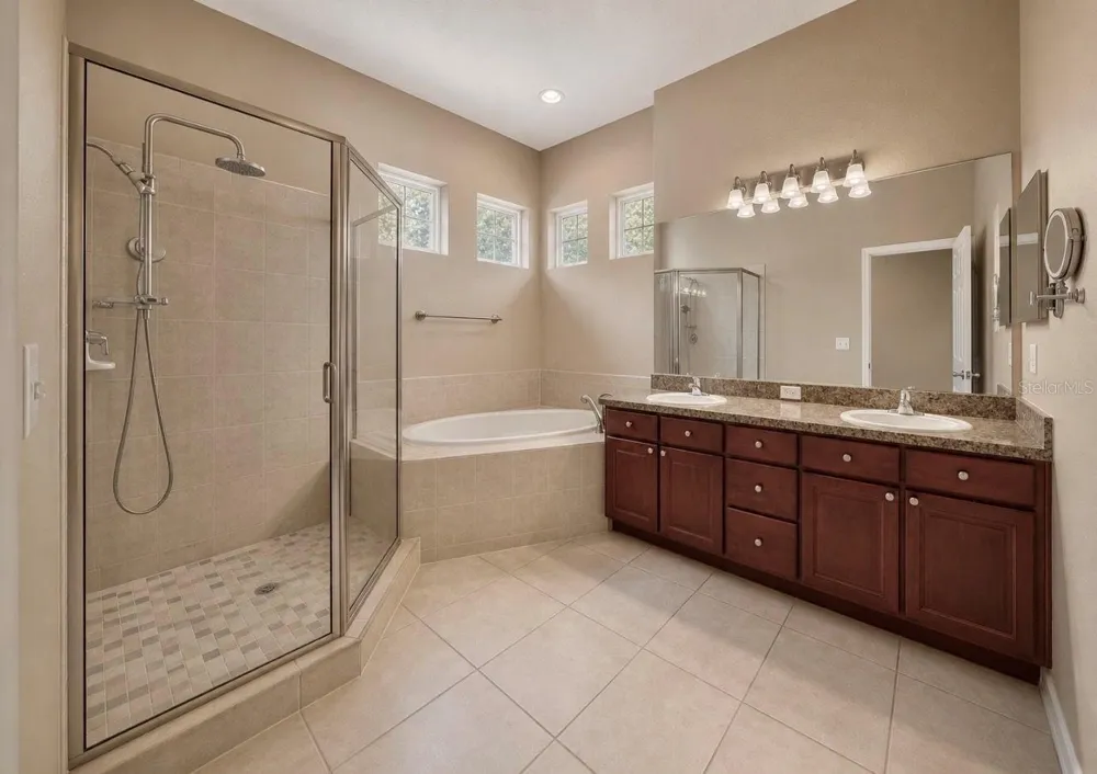 7539 TAMARIND AVENUE Tampa, FL 33625