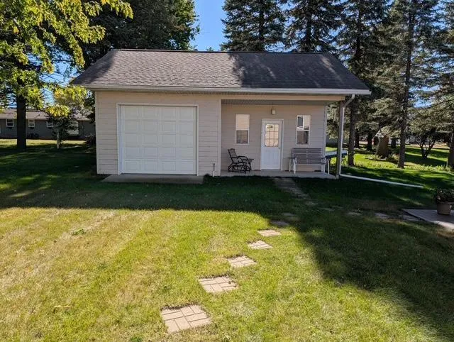 407 Park Street Fulda, MN 56131
