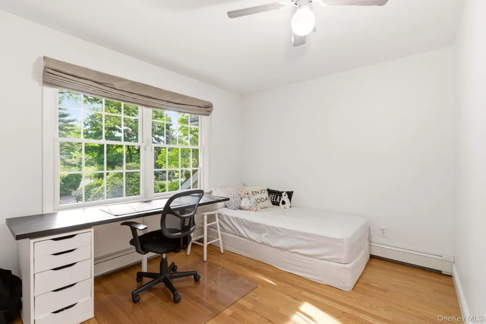 316 S Woods Road Woodbury, NY 11797