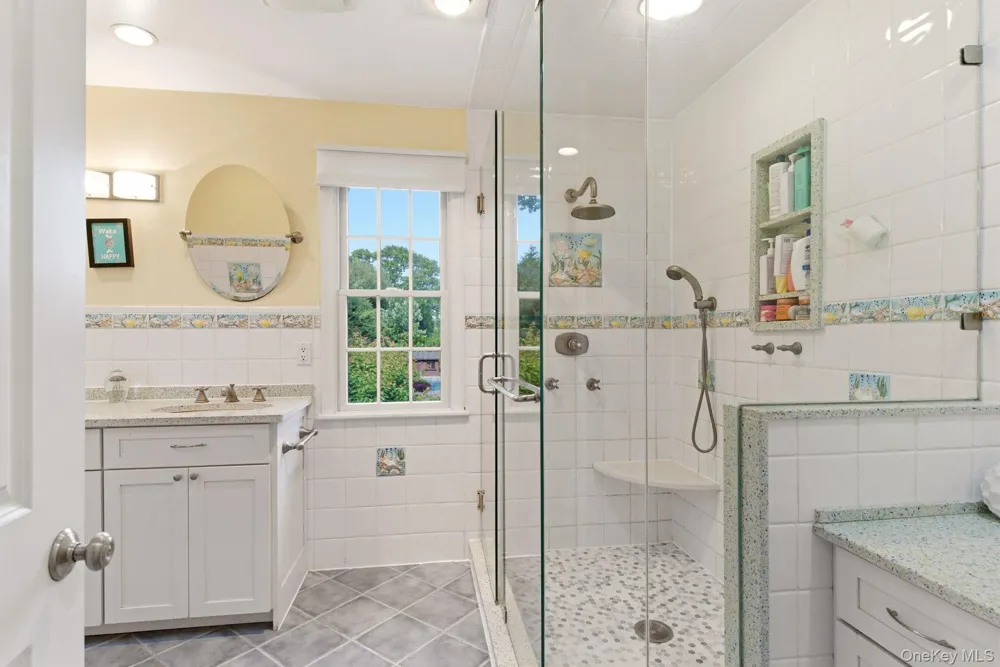 316 S Woods Road Woodbury, NY 11797