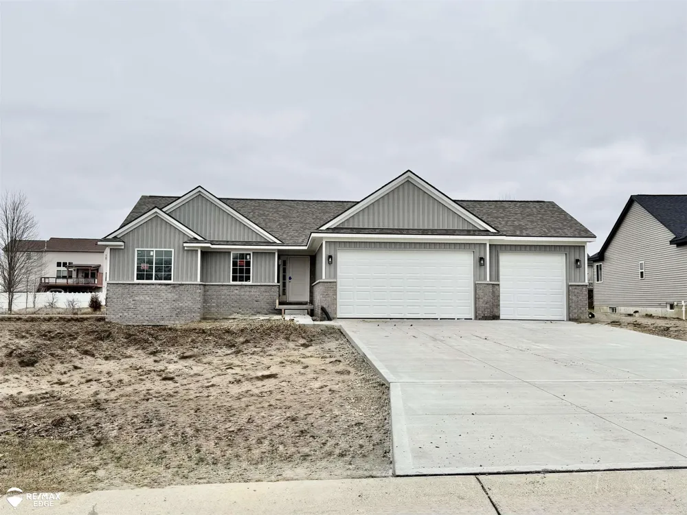8323 Peninsula Circle Mundy Township, MI 48439